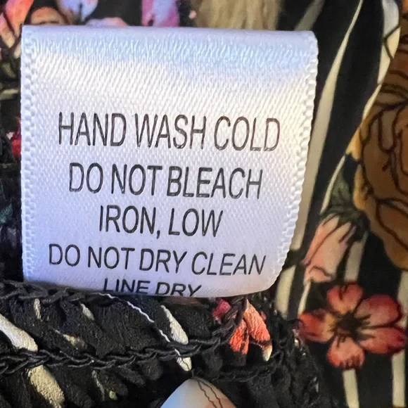 Impulsive 💖 Off the Shoulder Top - Picture 15 of 15